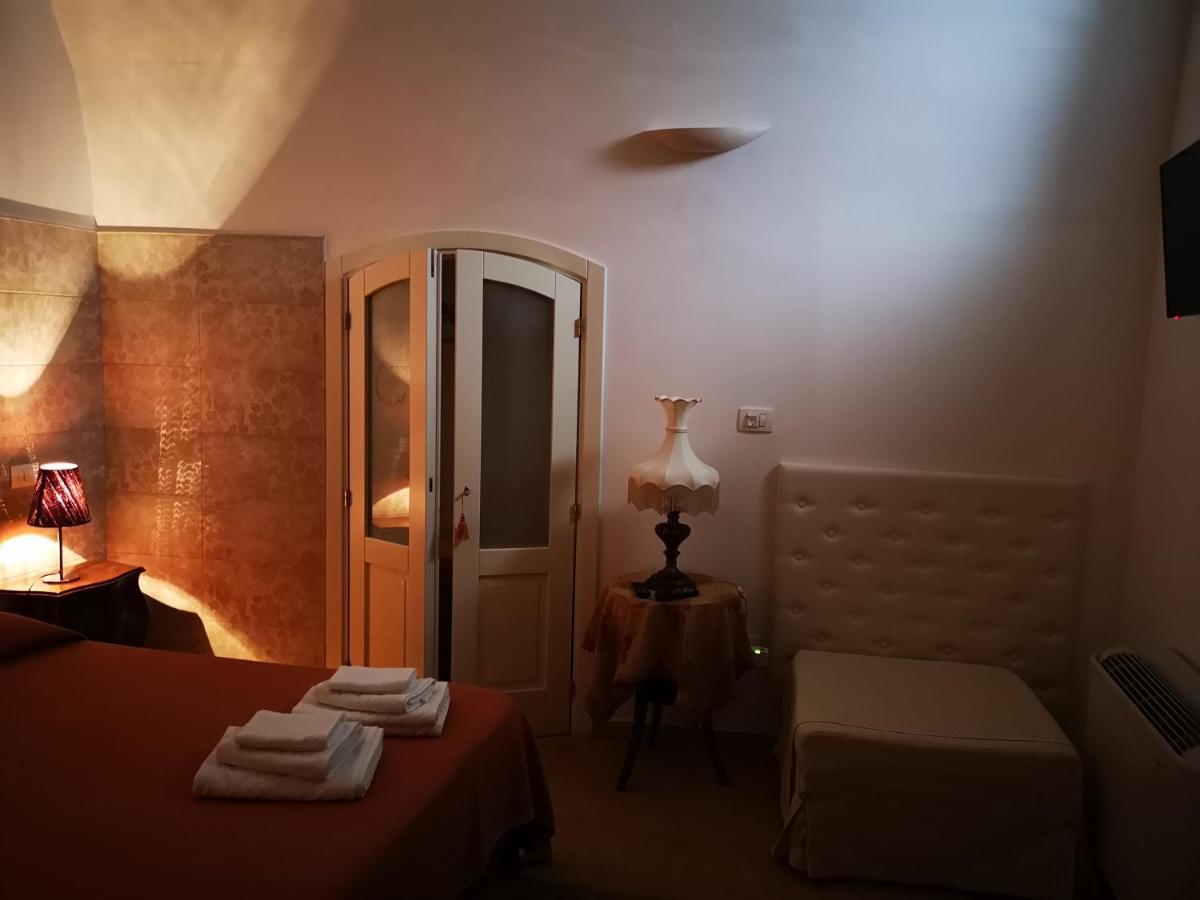 B&B Corti Carmela Галиполи Екстериор снимка