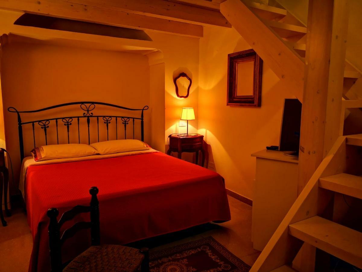 B&B Corti Carmela Галиполи Екстериор снимка