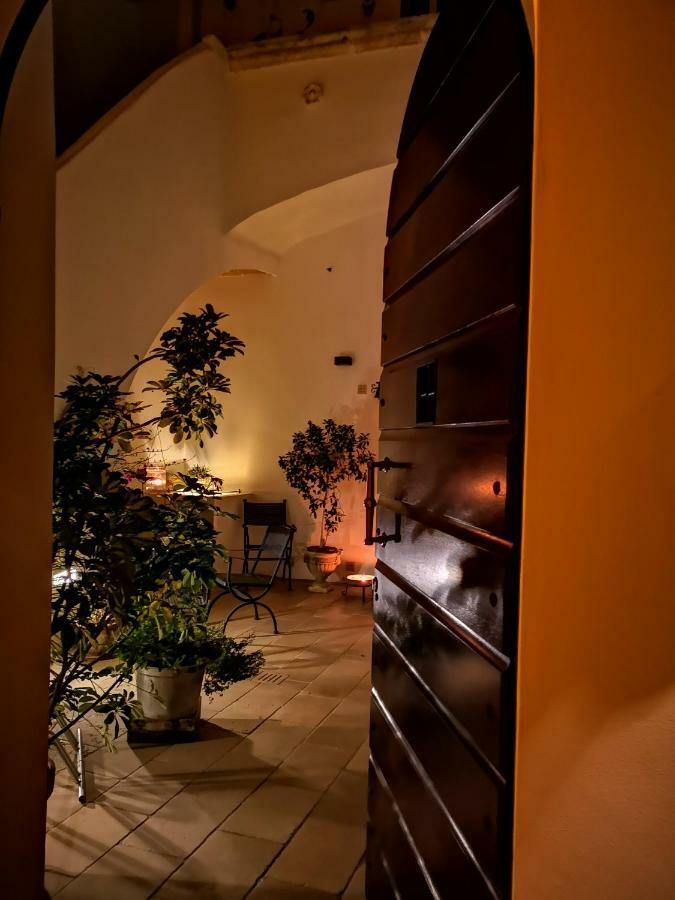 B&B Corti Carmela Галиполи Екстериор снимка