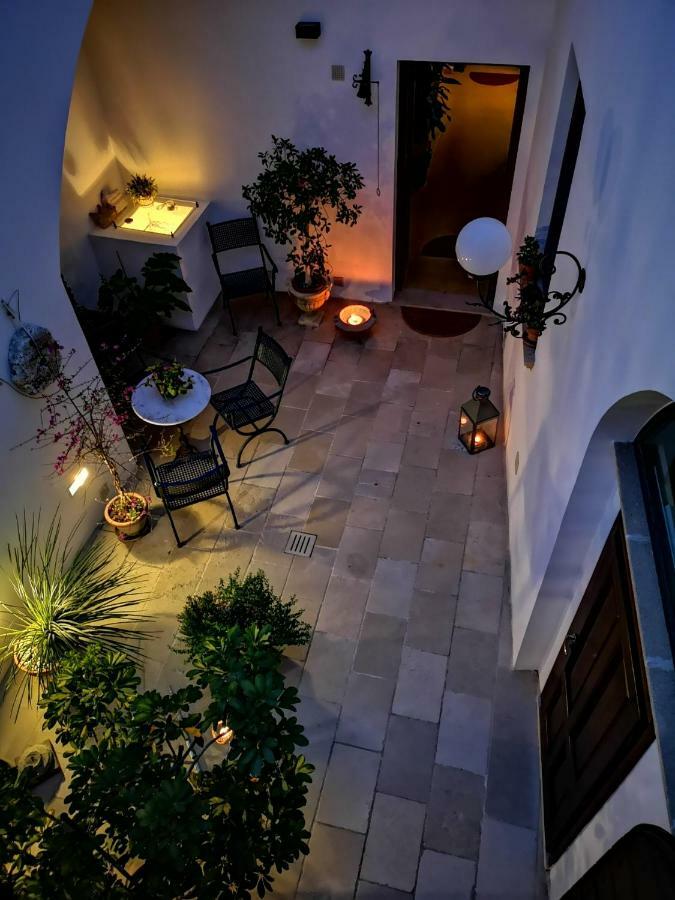 B&B Corti Carmela Галиполи Екстериор снимка
