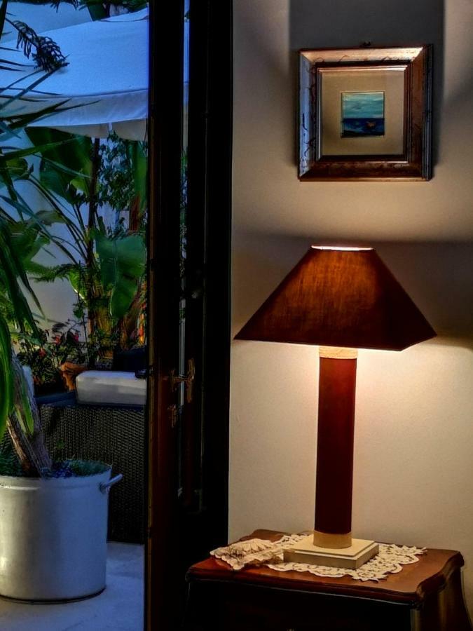 B&B Corti Carmela Галиполи Екстериор снимка